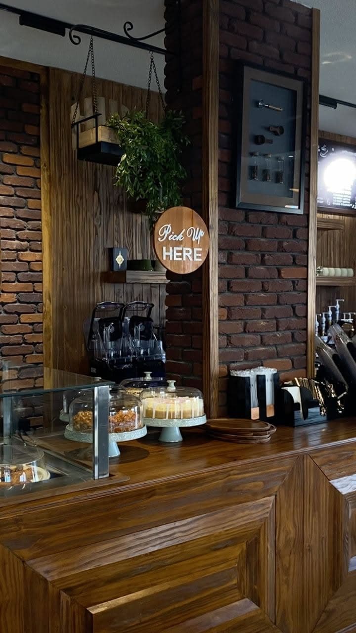 Winterfell Cafe gallery photo 19